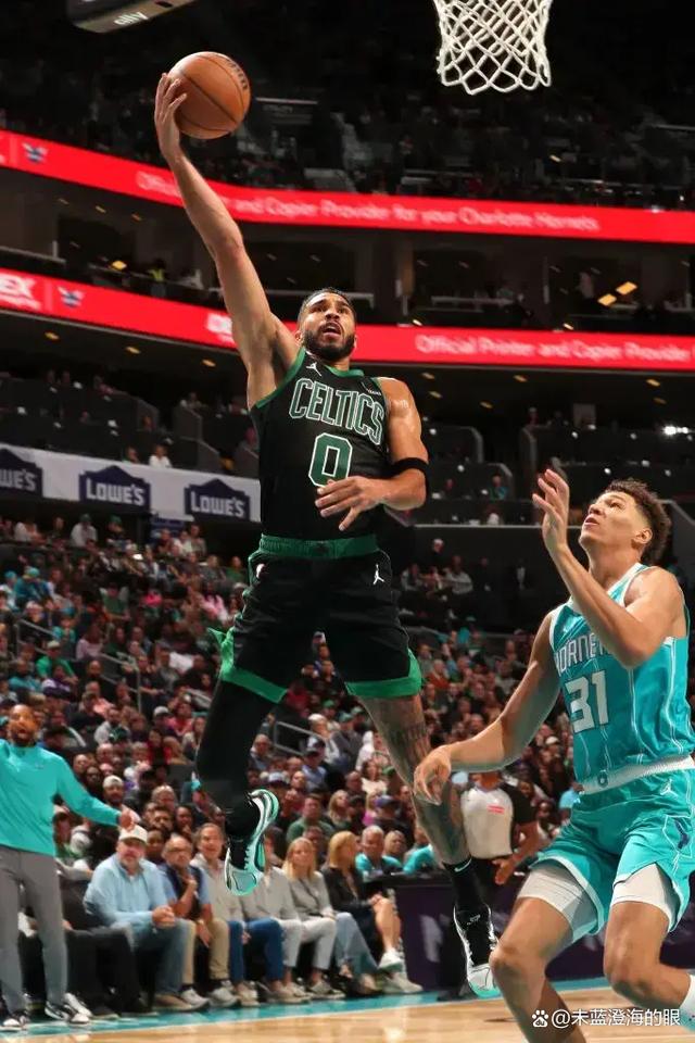 凯尔特人B队鏖战雄鹿B队，米切尔绝境逆转