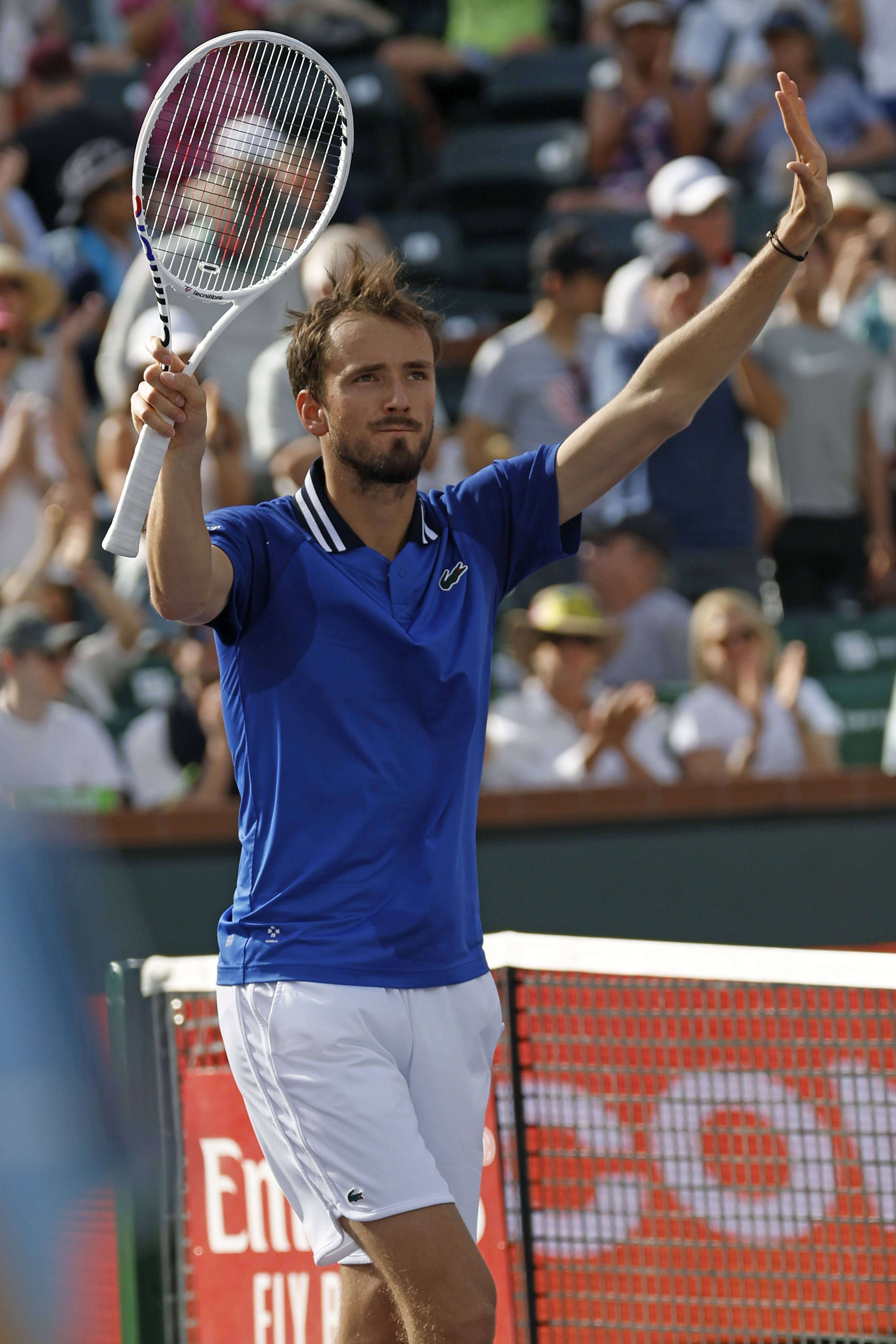 日本网球队爆冷世界网球队，梅德韦杰夫打破历史纪录的简单介绍