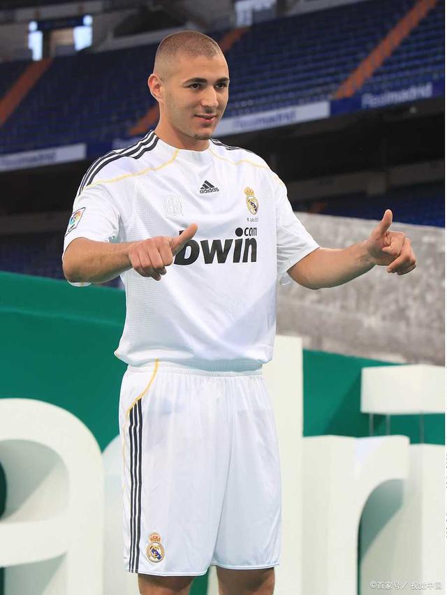 关于英格兰强势比利时，本泽马惊艳世界的信息