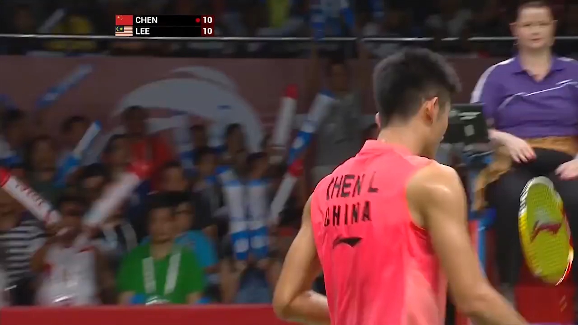 中国羽毛球队翻盘日本羽毛球队,谌龙制霸全场 中国羽毛球队翻盘日本羽毛球队,谌龙制霸全场