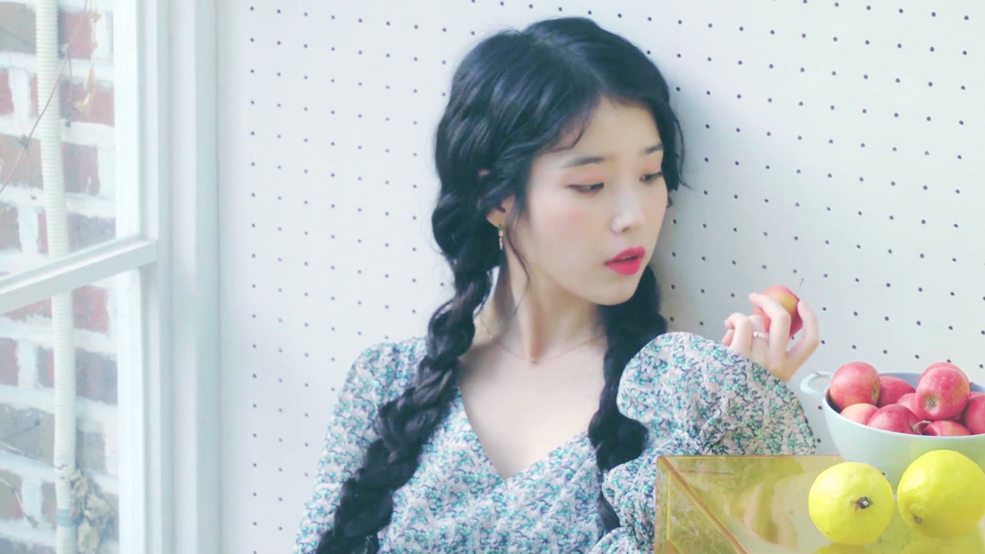 雷恩的乌克兰棋局与迪亚斯的欧冠答案，现代足球的收购智慧与临场魔法