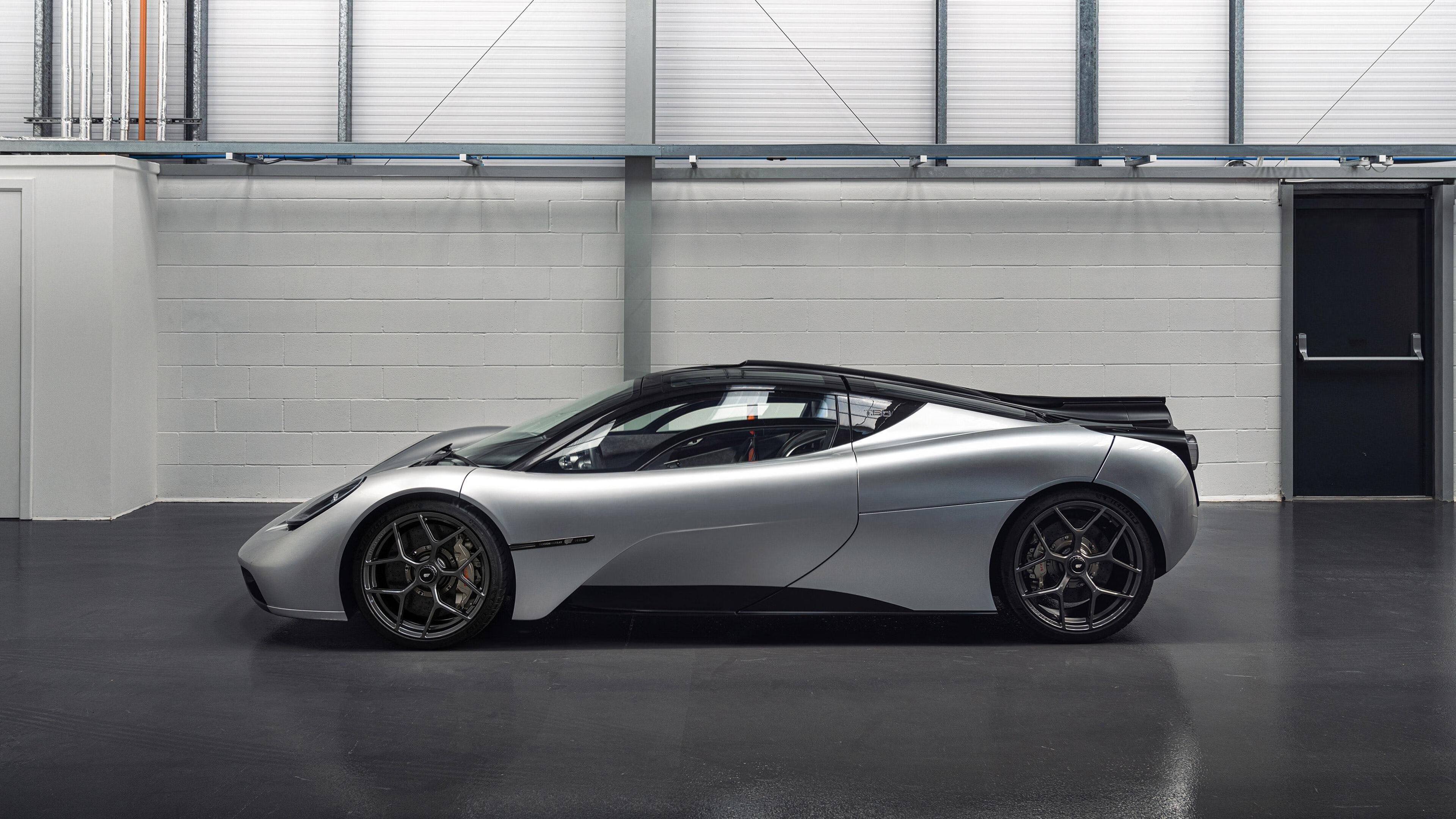 足球外交，京多安铁幕防守，切尔西破冰德黑兰