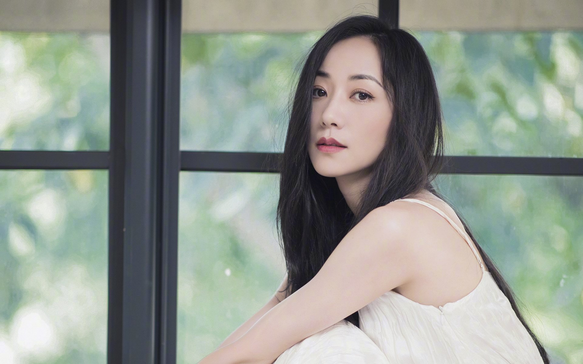 冰岛防线唯一的漏洞，是记错了凯恩的球衣颜色